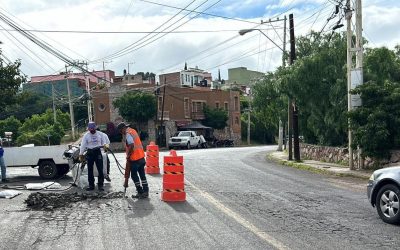 Concluye primera etapa de bacheo en la carretera panorámica